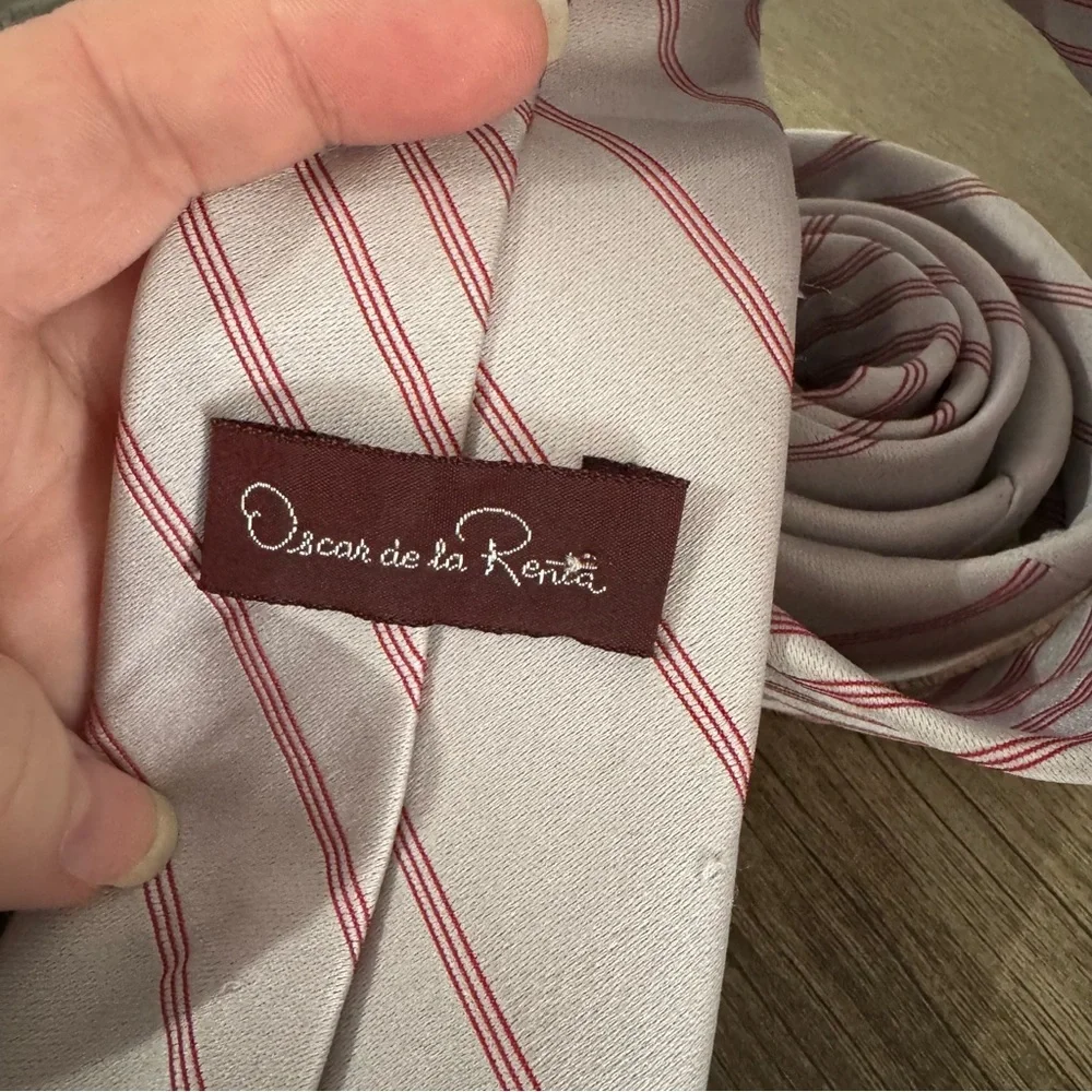 Vintage Oscar De La Renta Necktie Gray Red Burgundy Maroon Striped Tie
